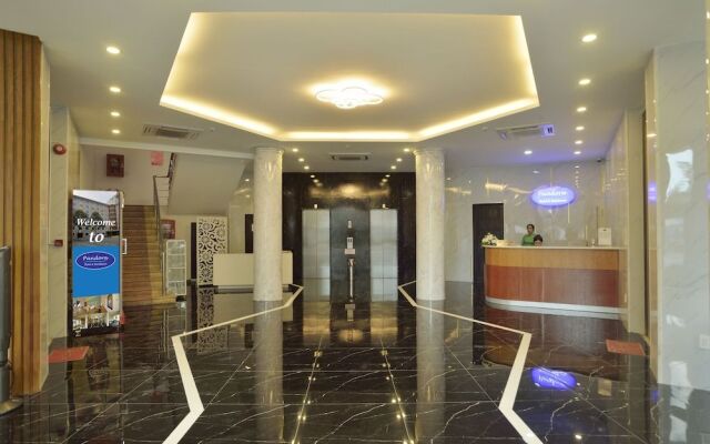 Pandora Hotel