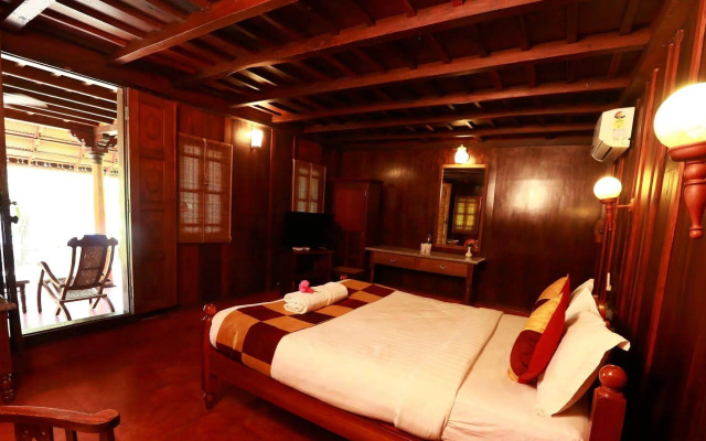 Kondai Lip Backwater Heritage Resort