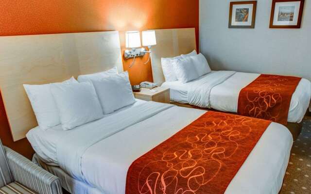 Comfort Suites Pittsburgh Airport