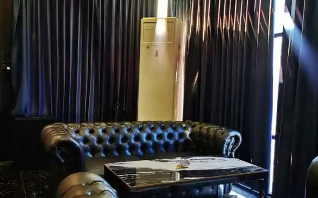 Twin Tower Hotel & Residence