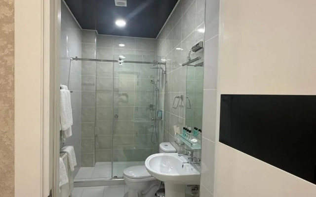 Ohu Palace (Оху Палас)