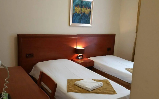 Corner House Hotel