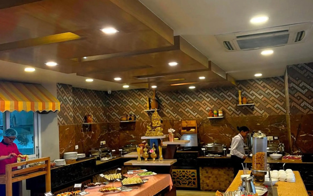 Yatri Suites and Spa
