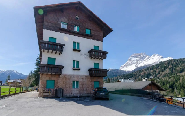 Continental 102 4 Beds