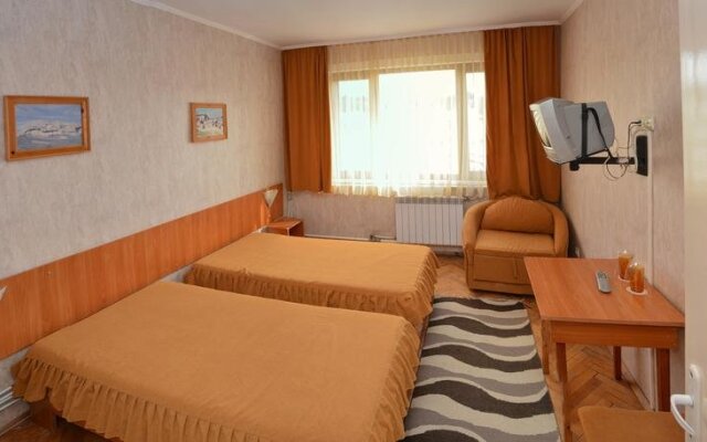 Family Hotel Varbitsa