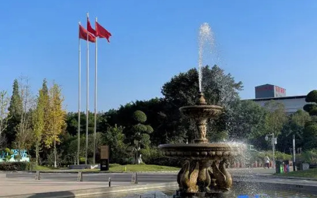 Rongchang Riel High-tech Hotel