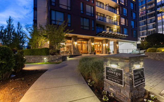 The Oswego Hotel