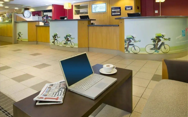 Holiday Inn Express Swansea - East by IHG