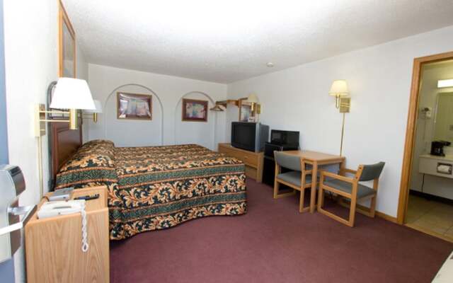 North Country Inn & Suites