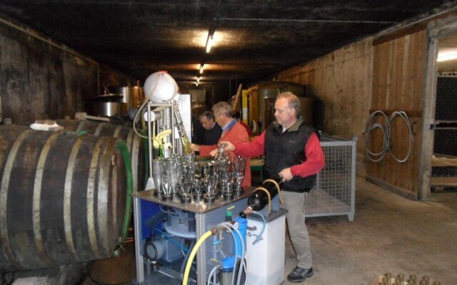 Weingut Gästezimmer Fröhliches Weinfass