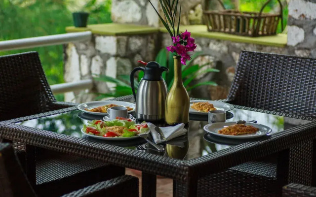 Auberge Du Mont Saint Jean