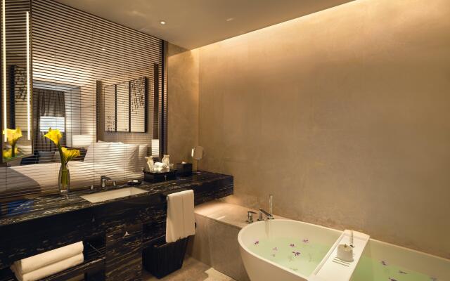 InterContinental Guangzhou Exhibition Center by IHG