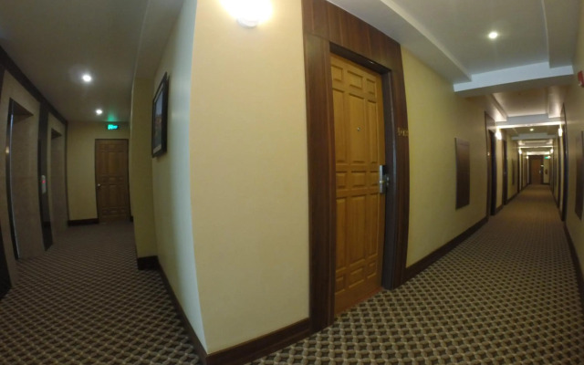Silver Green Hotel Yangon
