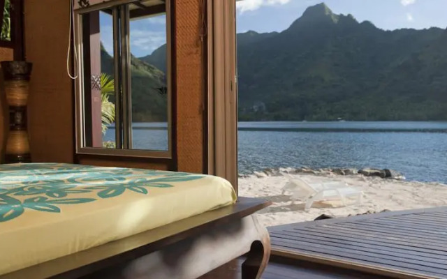 Robinson's Cove Villas