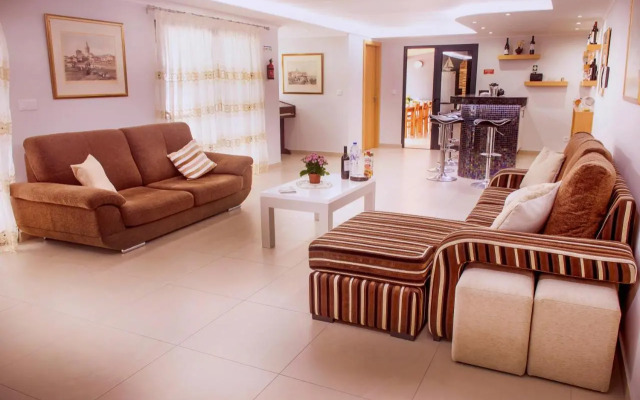 Barreiros House