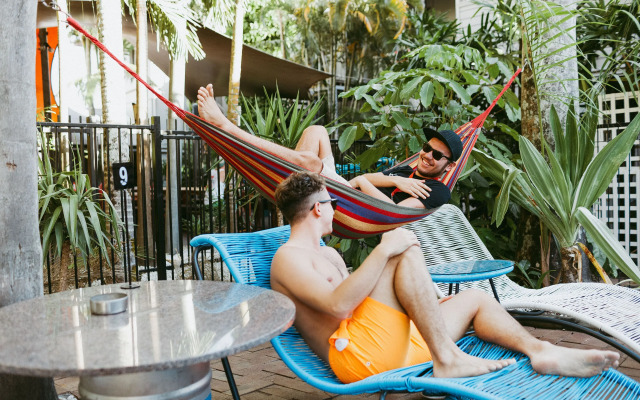 Mad Monkey Backpackers Central