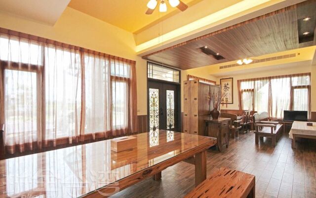 Taoyuan B&B