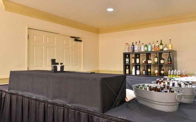 Lions Gate Hotel
