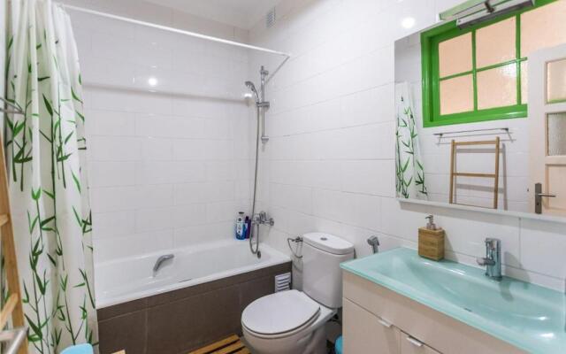 Flat with 1 bedroom and terrace in Moscavide - Lisbon