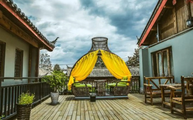Chloe Prewedding Inn (Lijiang Shuhe)