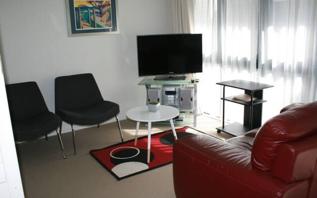 Atlas Suites And Apartments