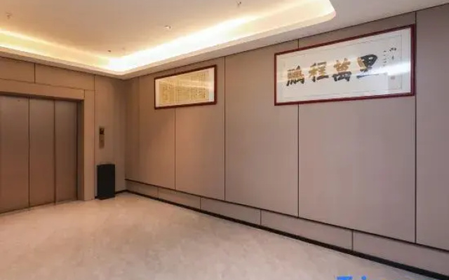 Qingmu Li Hotel (Nanjing Gaoli Jiaju Gang Xiaozhuang Subway Station)