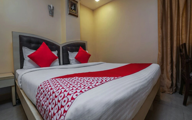 OYO 1076 Hotel Tourist Palace