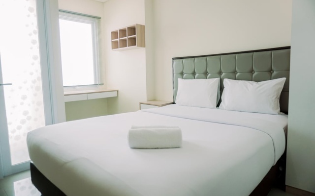 Homey Living And Comfy Studio Apartment At B Residence – Guest Rooms – Legok