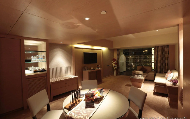 Sahara Star