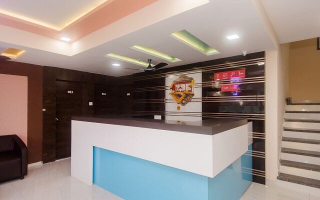 OYO 17391 Arya Residency