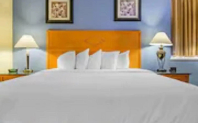 Days Inn & Suites By Wyndham Lebanon Pa