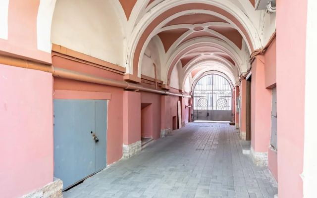 Sakvoyazh-Apartment on Shpalernaya Street
