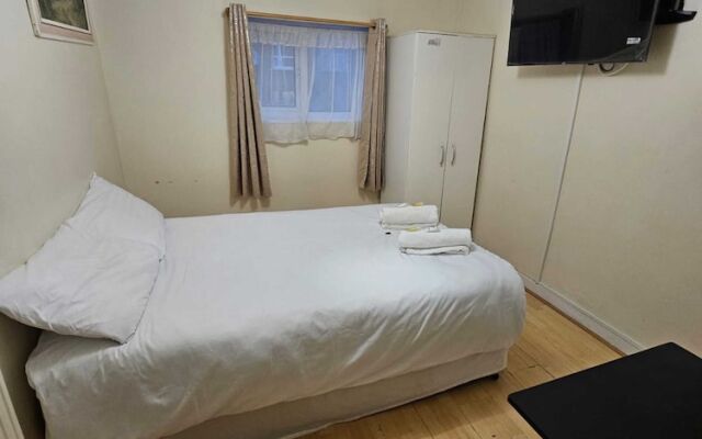 Bruce Rooms