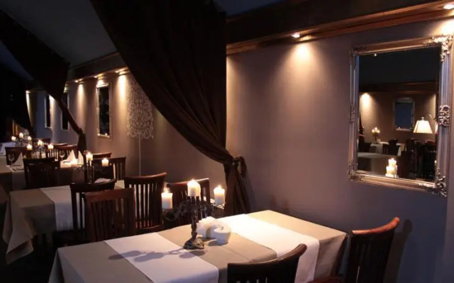 A PROPOS Hotel, Restauracja, Club