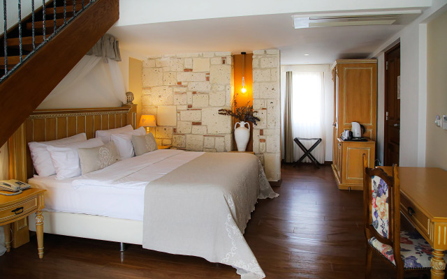Cocos The Club Solto - Boutique Class