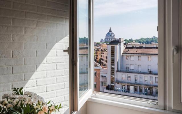 Expeditus VATICAN Luxury Suites SAINT PETER'S VIEW