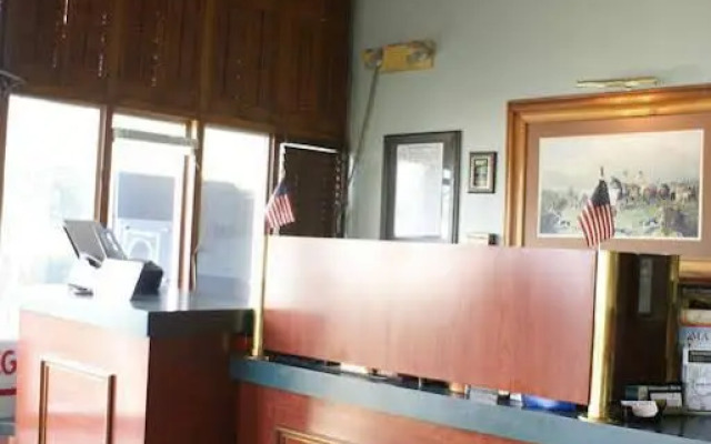 Budget Host Alexandria