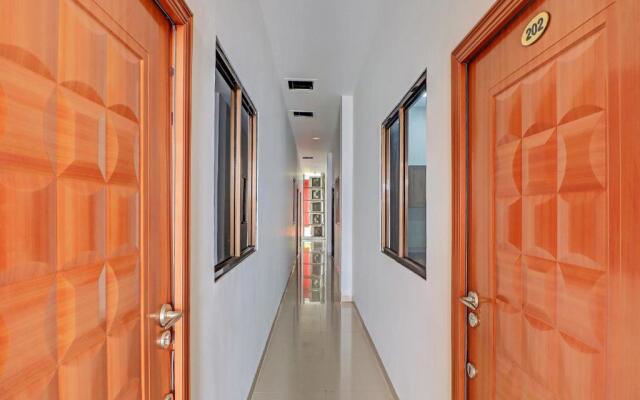 Capital O 92039 Runways House