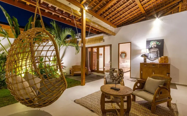 Villa Namu by Alfred in Bali