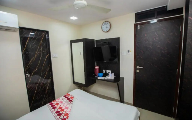 Hotel J D Residency