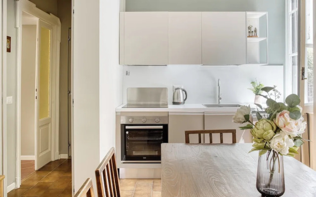 JOIVY Cute flat near Guastalla Gardens