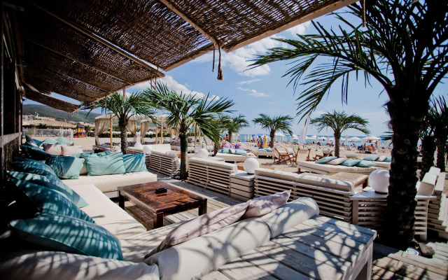 DIT Majestic Beach Resort