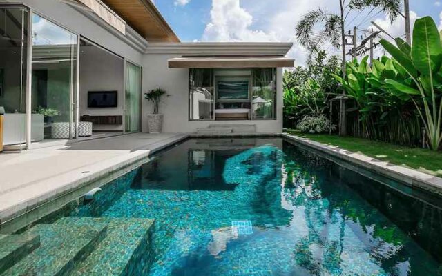 3BR Villa with Private Pool at Bangtao Beach