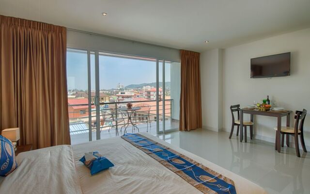 Bayshore Oceanview Apartment F11-f12