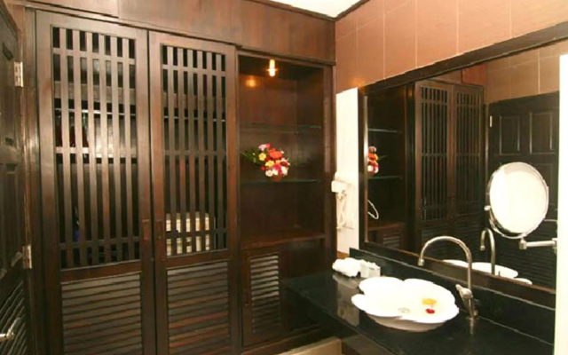 Sand Sea Beach Resort