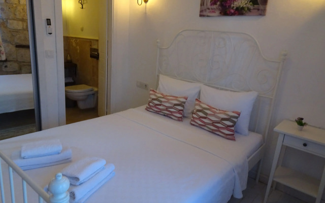 Lunar Butik Hotel Alaçatı