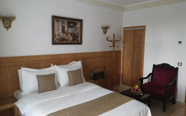 Majliss Hotel