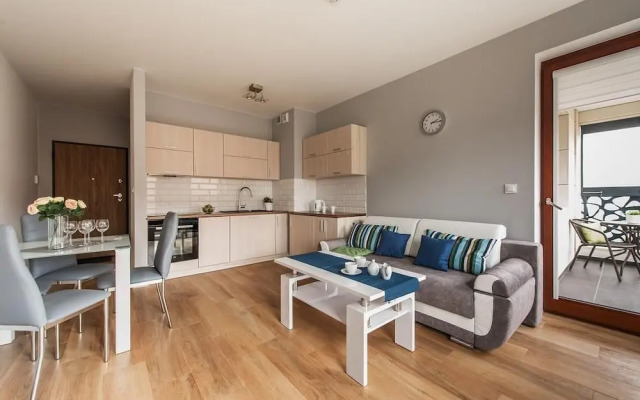 P&O Apartments Solec 13 with AC