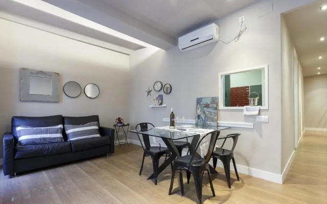 AinB Eixample-Miro Apartments