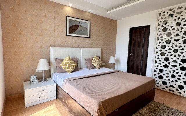 Flamingo Hotel Sector 67